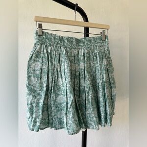 American Eagle Outfitters Green and White Floral Skirt